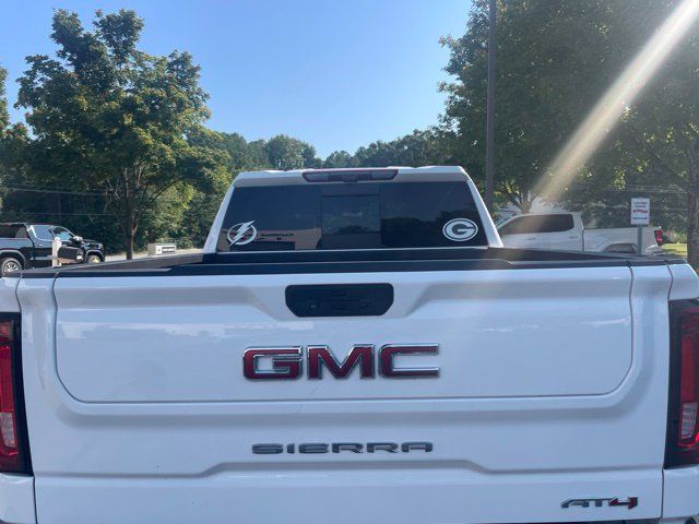 Used 2021 GMC Sierra 1500 AT4 w/ AT4 Value Package AWD/4WD image 3