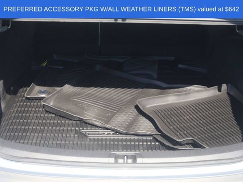 Used 2025 Toyota Corolla LE AWD/4WD image 4