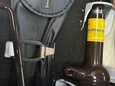 Used 2001 Toyota 4Runner SR5 image 69