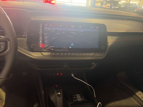 Used 2025 Dodge Charger R/T w/ Quick Order Package 25M R/T image 8