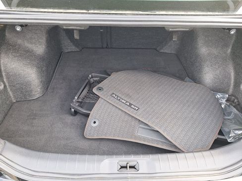 Used 2024 Nissan Altima 2.5 SR w/ SR Premium Package image 25