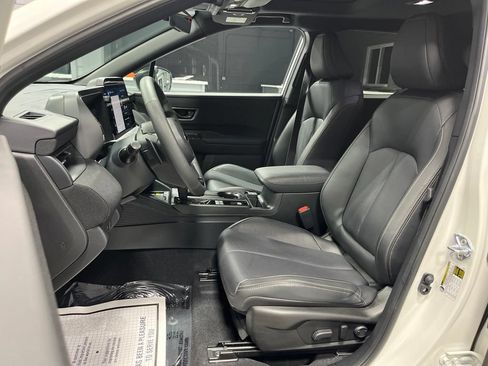 Used 2026 Subaru Outback Limited AWD/4WD image 14
