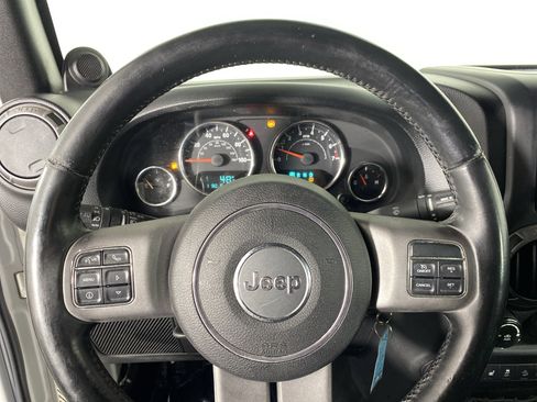 Used 2013 Jeep Wrangler Moab image 14