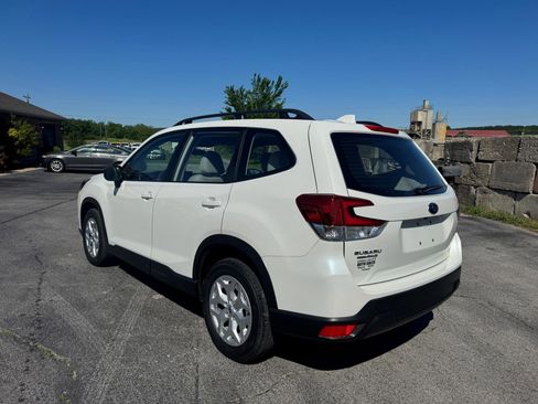 Used 2023 Subaru Forester AWD/4WD image 4