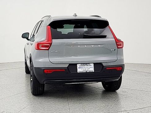 New 2026 Volvo XC40 B5 Core w/ Protection Package Premier AWD/4WD image 6
