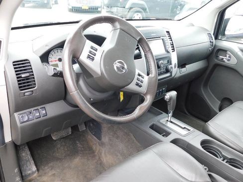 Used 2017 Nissan Frontier PRO-4X w/ Pro-4x Luxury Package image 40