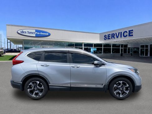 Used 2019 Honda CR-V Touring image 9