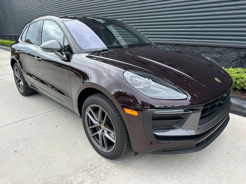 Certified 2025 Porsche Macan Turbo image 11