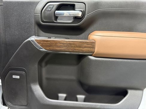 Used 2023 Chevrolet Silverado 2500 High Country w/ Z71 Off-Road Package image 11