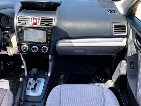 Used 2016 Subaru Forester 2.5i Premium AWD/4WD image 26