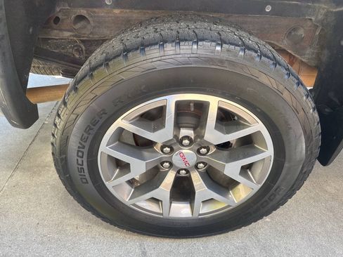 Used 2014 GMC Sierra 1500 SLE w/ SLE Value Package AWD/4WD image 23