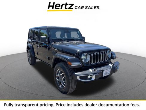 Used 2025 Jeep Wrangler Unlimited Sahara AWD/4WD image 1
