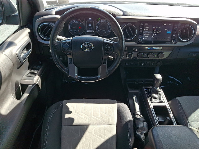 Certified 2022 Toyota Tacoma TRD Off-Road w/ Technology Package AWD/4WD image 11