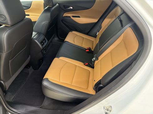 Used 2019 Chevrolet Equinox Premier FWD image 14