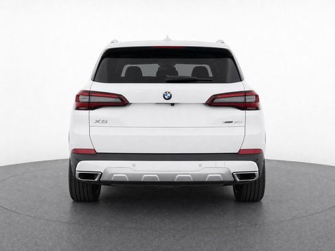 Used 2022 BMW X5 xDrive40i AWD/4WD image 4
