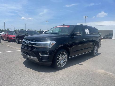 Used 2024 Ford Expedition Max Limited AWD/4WD image 3