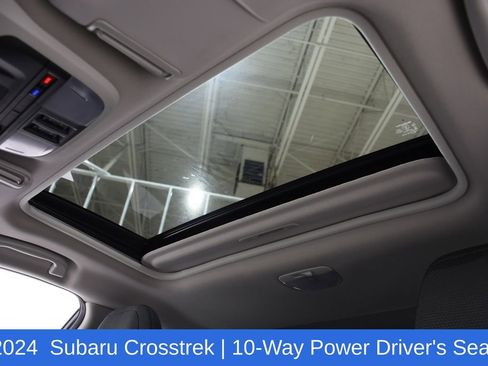Used 2024 Subaru Crosstrek 2.0i Premium image 25