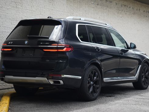 Used 2026 BMW X7 xDrive40i AWD/4WD image 8
