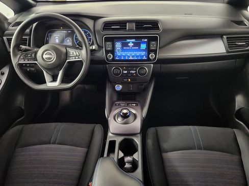 Used 2025 Nissan Leaf S FWD image 19