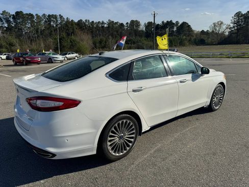 Used 2014 Ford Fusion Titanium FWD image 2