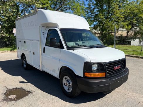 Used 2010 GMC Savana 3500 RWD image 7