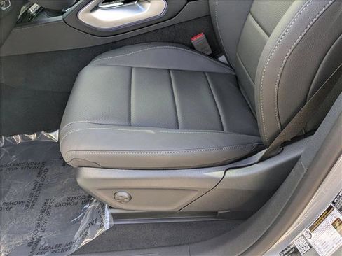 Certified 2026 Mercedes-Benz GLE 450 4MATIC image 4