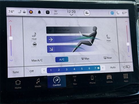 Used 2023 Jeep Grand Cherokee 4WD 4xe image 31