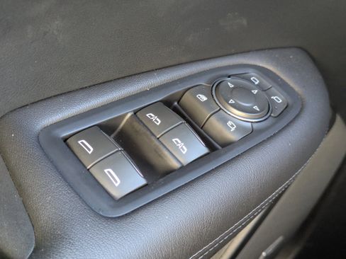 Used 2022 Cadillac XT5 Premium Luxury w/ Technology Package image 13