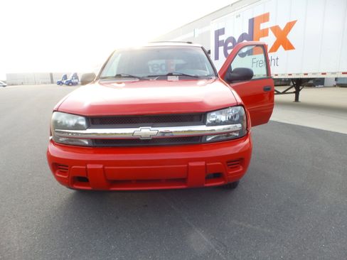 Used 2002 Chevrolet TrailBlazer LS w/ Preferred Equipment Group image 22