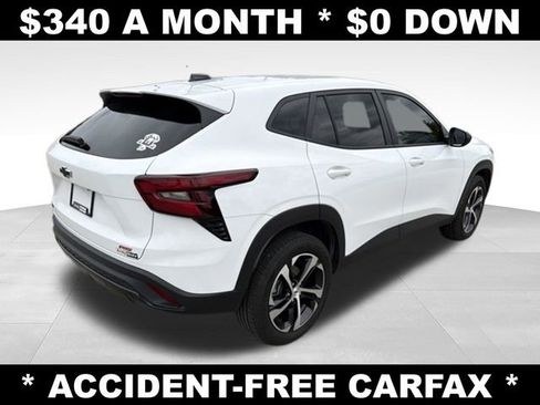 Used 2025 Chevrolet Trax RS w/ Driver Confidence Package FWD image 5