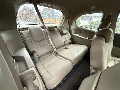 Used 2014 Honda Odyssey EX-L image 12