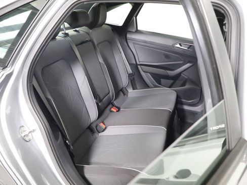 Used 2025 Volkswagen Jetta Sport image 44