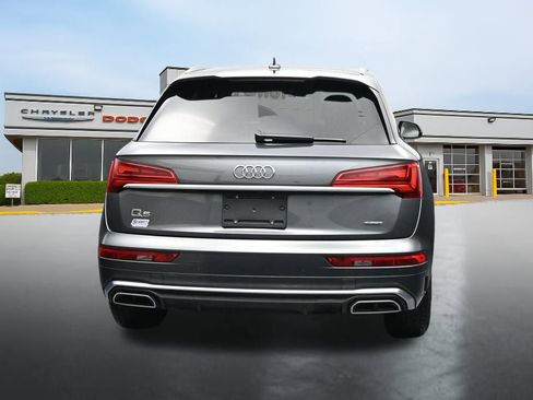 Used 2022 Audi Q5 2.0T Premium w/ Convenience Package AWD/4WD image 4