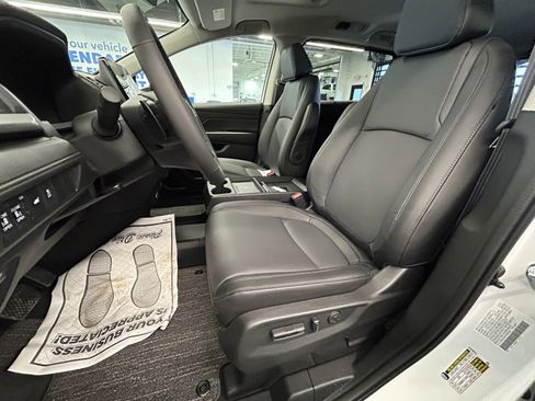 New 2026 Honda Odyssey EX-L image 11