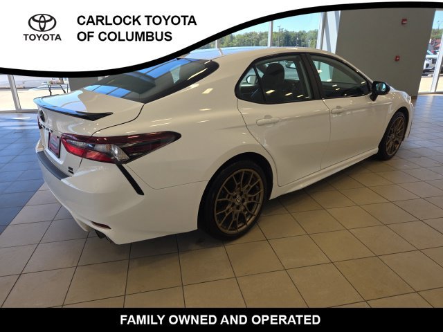Used 2024 Toyota Camry SE w/ Convenience Package AWD/4WD image 8
