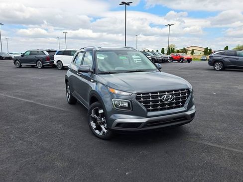 New 2026 Hyundai Venue SEL FWD image 1