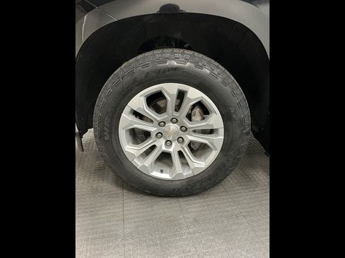 Used 2024 Chevrolet Silverado 1500 LTZ w/ Z71 Off-Road Package AWD/4WD image 40