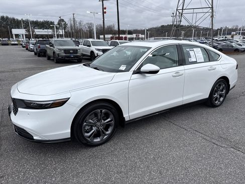 Used 2025 Honda Accord EX-L image 5