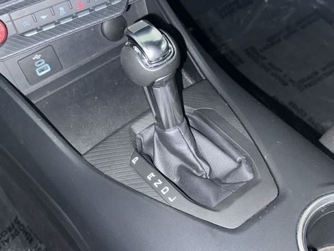 Used 2024 Ford Mustang Coupe RWD image 21