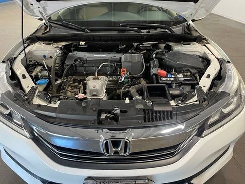 Used 2016 Honda Accord LX image 9