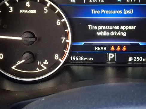 Certified 2024 Nissan Murano SV w/ SV Midnight Edition Package image 19