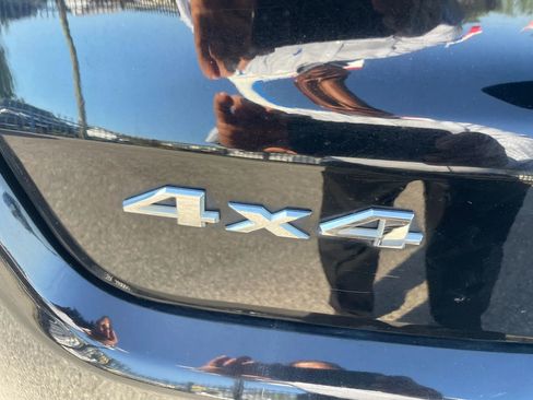 Used 2018 Jeep Compass Limited AWD/4WD image 7