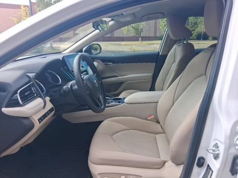 Used 2023 Toyota Camry LE FWD image 13