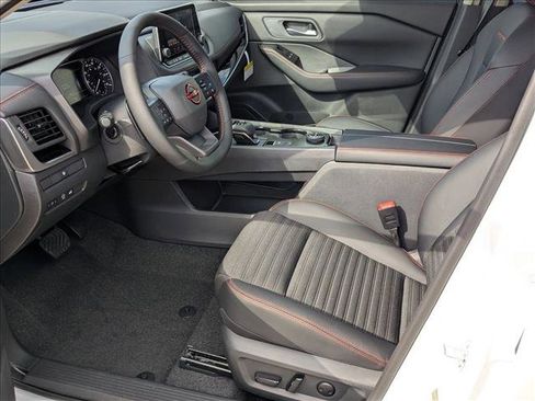 New 2026 Nissan Rogue SV image 4