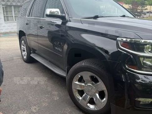 Used 2016 Chevrolet Tahoe LTZ AWD/4WD image 2
