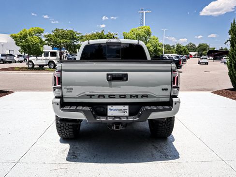Used 2023 Toyota Tacoma TRD Off-Road AWD/4WD image 10