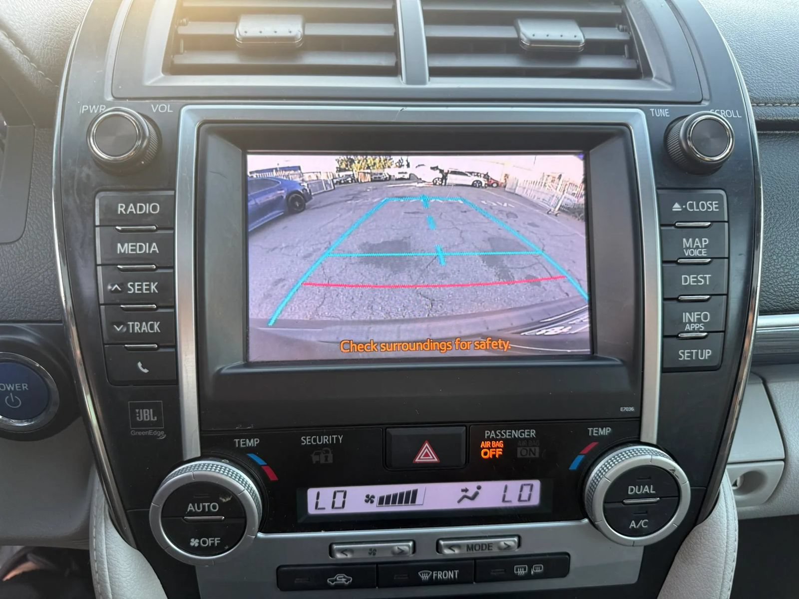 Used 2013 Toyota Camry XLE w/ Leather Pkg FWD image 19