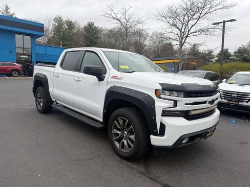 Used 2019 Chevrolet Silverado 1500 RST w/ True North Edition AWD/4WD image 3