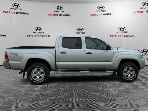 Used 2007 Toyota Tacoma PreRunner RWD image 2