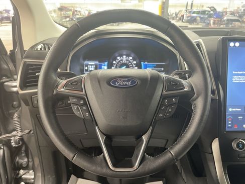 Used 2022 Ford Edge SEL w/ Convenience Package image 16